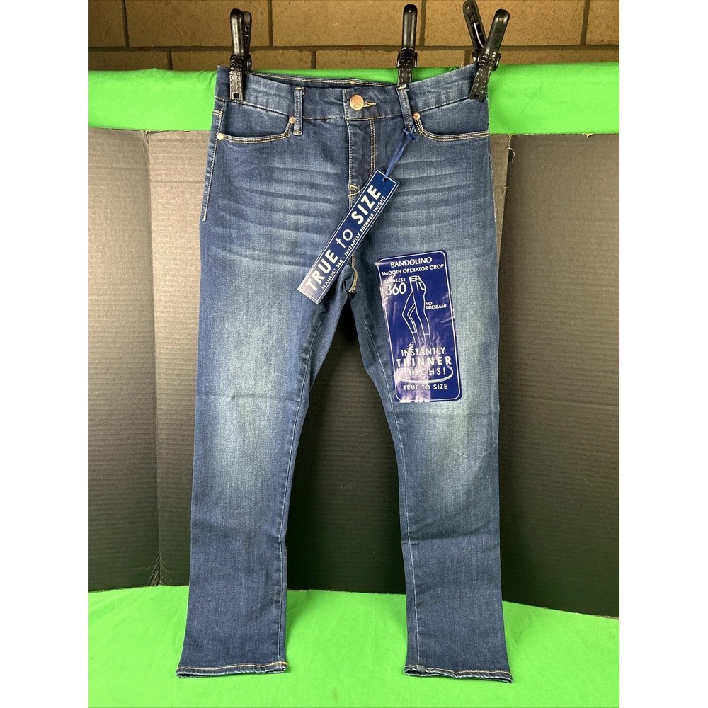 Bandolino Women's Smooth Operator Seamless Crop Jean Size 4 Blue